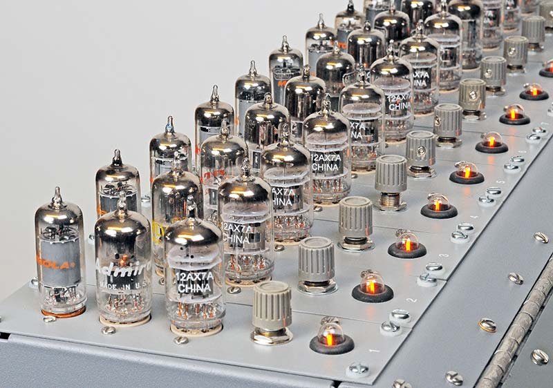 Completed restoration — the ES-400 in operating condition on the bench